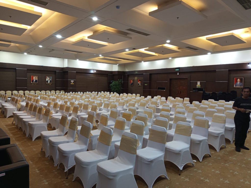 Sewa Kursi Pesta Murah: Solusi Praktis untuk Acara Anda